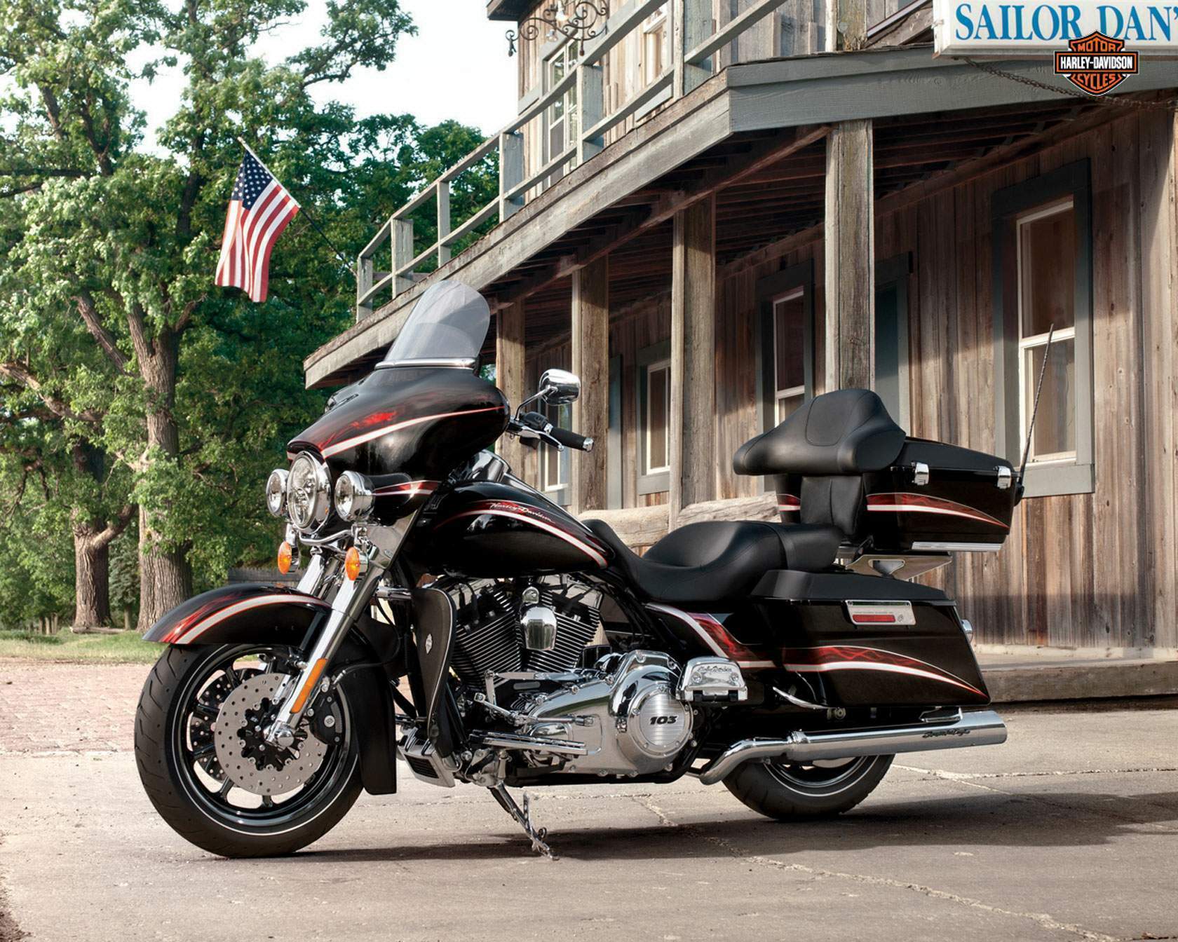 Harley davidson store electra glide 103